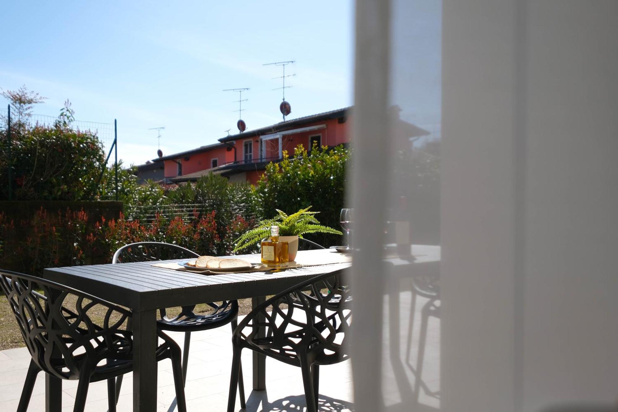 Luxury Villas Gardenia With Private Pool Padenghe sul Garda Zewnętrze zdjęcie