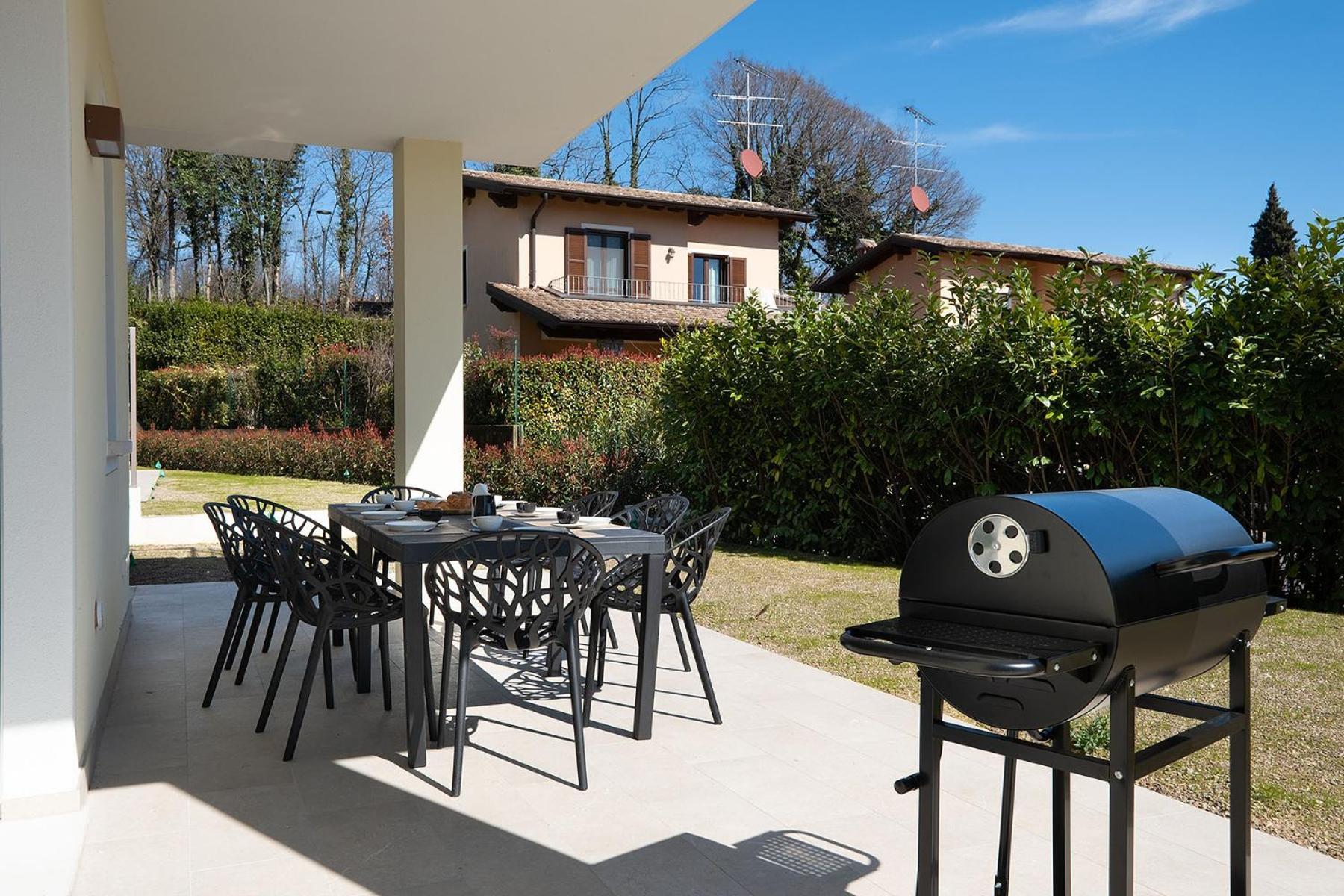 Luxury Villas Gardenia With Private Pool Padenghe sul Garda Zewnętrze zdjęcie