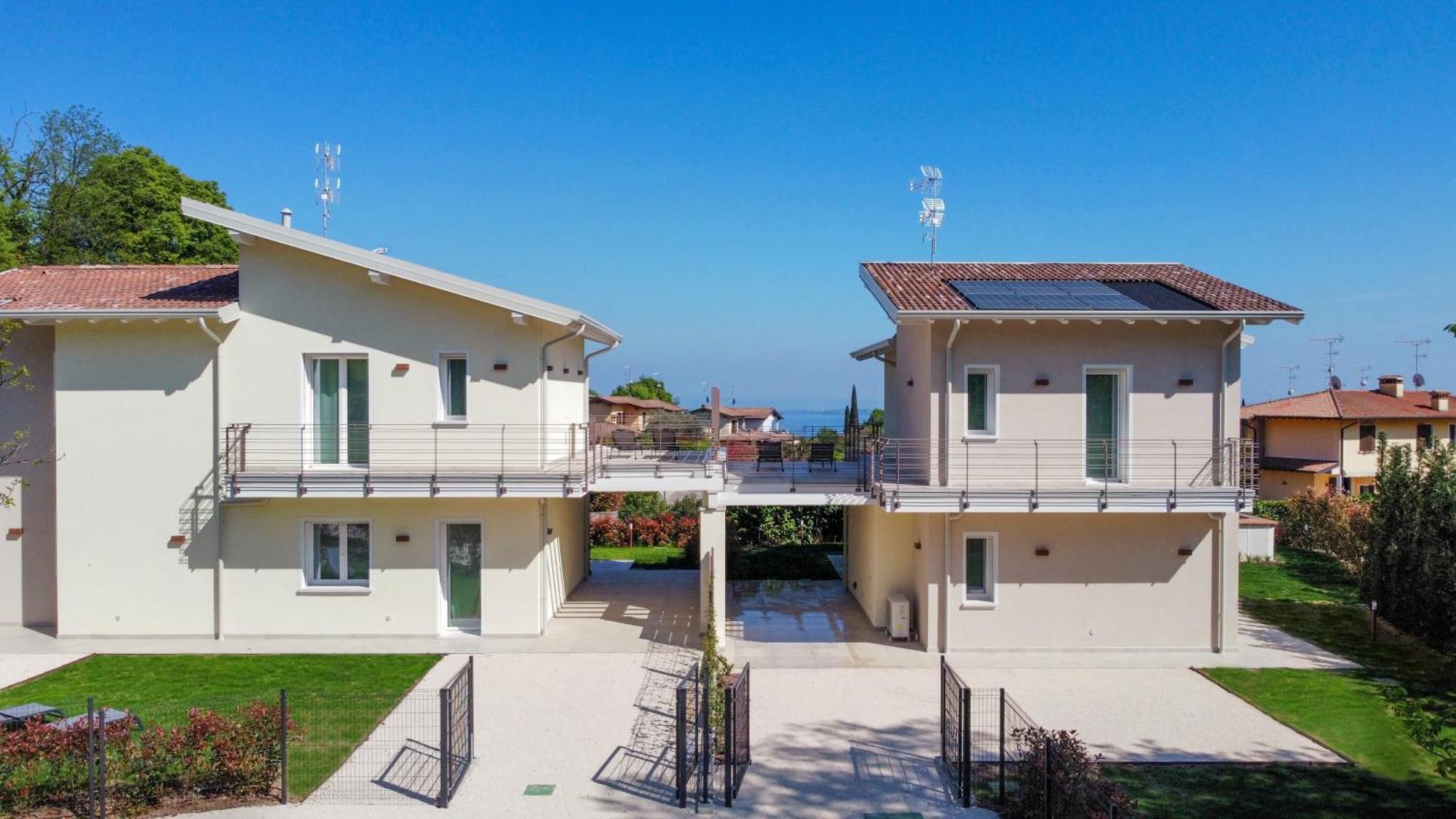 Luxury Villas Gardenia With Private Pool Padenghe sul Garda Zewnętrze zdjęcie