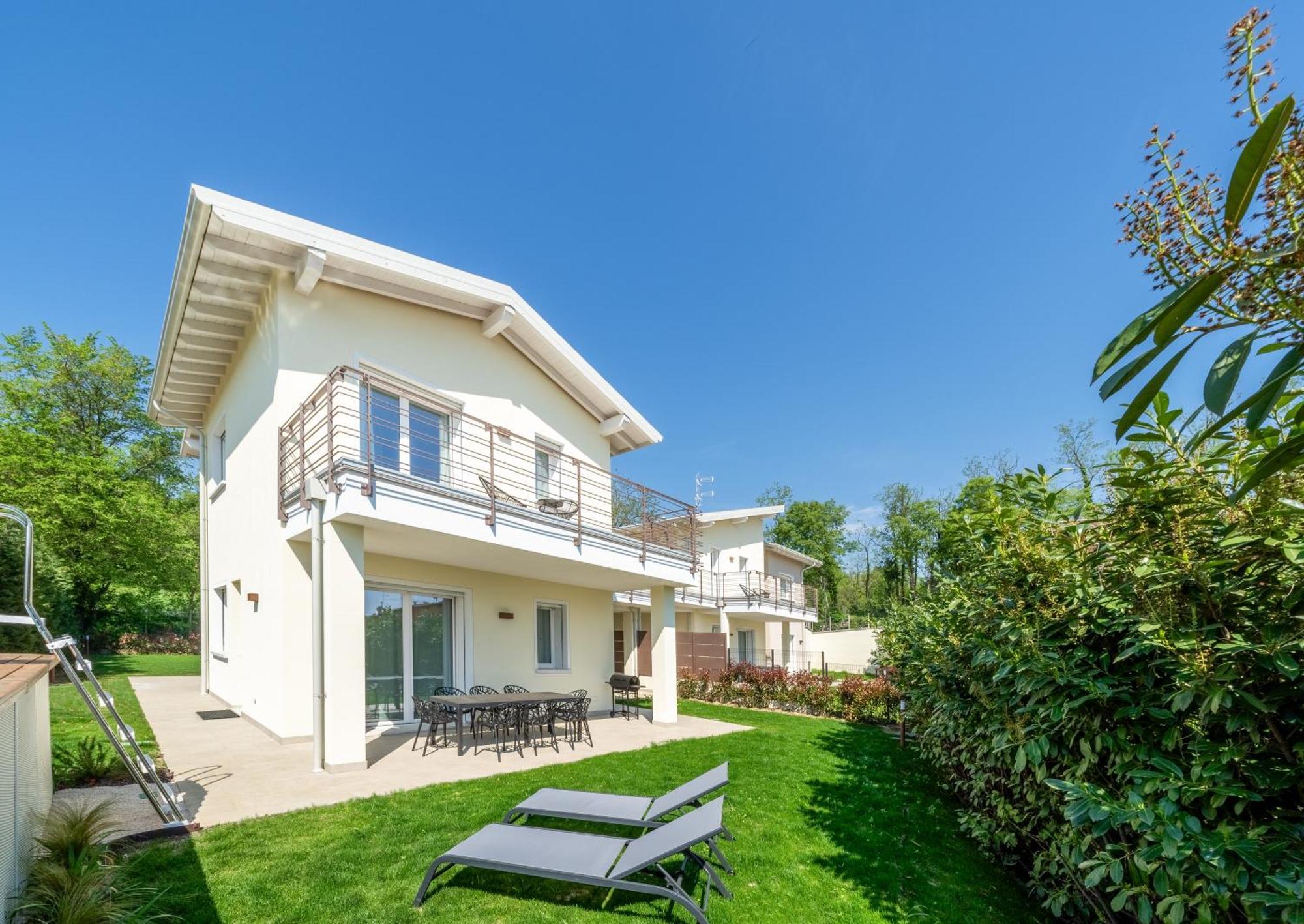 Luxury Villas Gardenia With Private Pool Padenghe sul Garda Zewnętrze zdjęcie