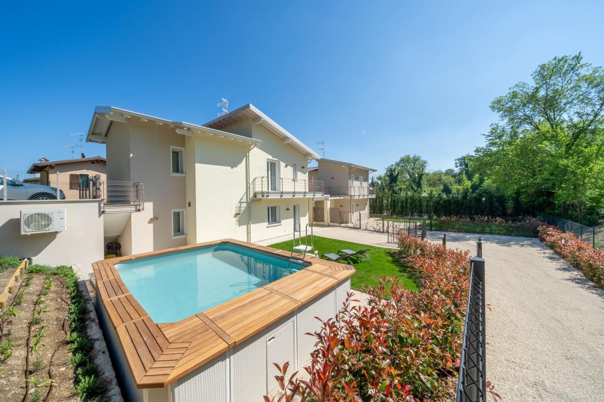Luxury Villas Gardenia With Private Pool Padenghe sul Garda Zewnętrze zdjęcie