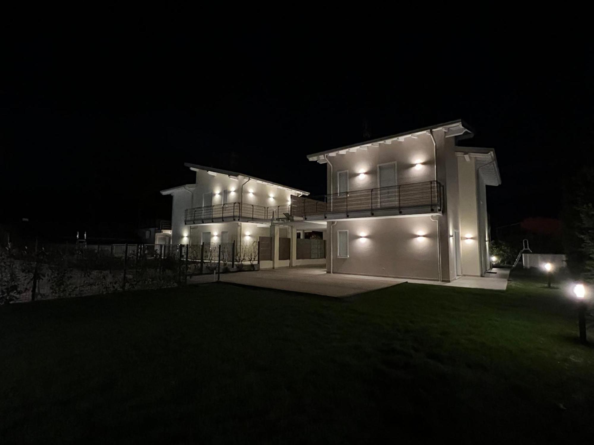 Luxury Villas Gardenia With Private Pool Padenghe sul Garda Zewnętrze zdjęcie